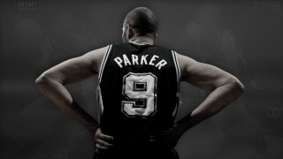 Man black jersey number looking - his hip free wallpaper for desktop