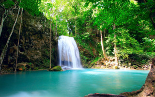 Waterfall forest blue pool middle - a waterfall in a forest free wallpaper
