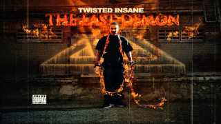 Twisted insane demon fire flame - last free wallpaper