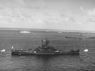 Large ship ocean icebergs background - vfx free wallpaper