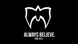 Black white logo arrow side - a white arrow free wallpaper