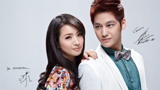 Man woman posing white gray - bian shoumin free wallpaper