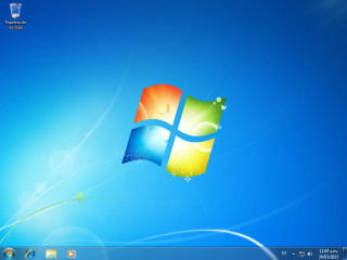 Windows7 blue background blue sky - screenshot free wallpaper