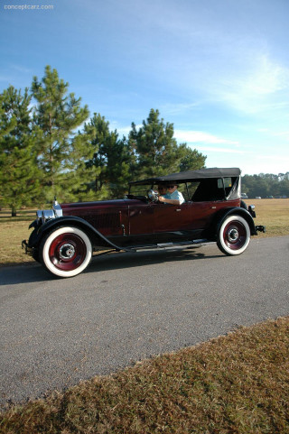 Vintage car road field grass - free cars wallpaper for mobile