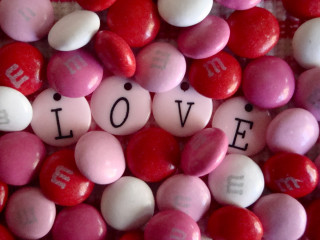 Candy pile love letters colorful - letter free wallpaper for desktop