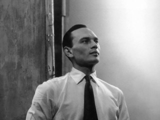 Man tie standing room wall - a man in a tie free wallpaper