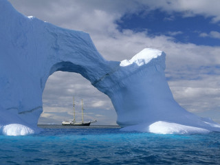 Boat ocean iceberg floating arch 4 - bascove free wallpaper