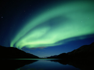 Green blue aurora lake night 4 - aurora free wallpaper
