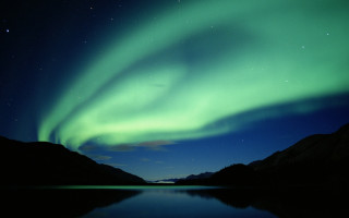 Green blue aurora lake night 5 - aurora free wallpaper