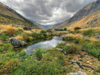 River valley mountains cloudy sky 2 - the background and grass free wallpaper