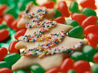 Christmas tree cookies candy closeup - clara peeters free wallpaper