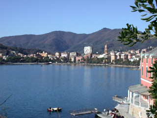 Lake boat city mountains dock - the dock free wallpaper