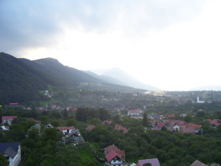 Mountain town cloudy sky forest - a few house free wallpaper