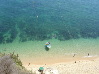 Boat tied rope beach people 5 - zenith view free wallpaper