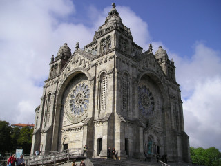 Large building clock staircase front 3 - romanesque free wallpaper