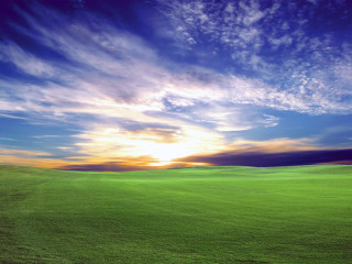 Green field blue sky clouds 31 - a green field free wallpaper