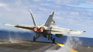 Fighter jet takeoff aircraft carrier - a fighter free wallpaper