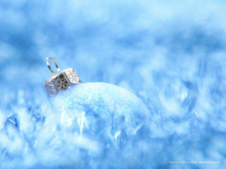 Ring blue ball snow sky 4 - a sky background behind free wallpaper