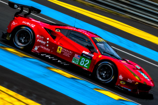 Red sports car race track 26 - a number free wallpaper