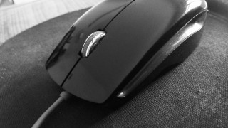 Black computer mouse chair cushioned - a black cord free wallpaper