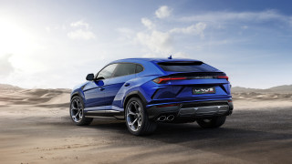 Blue lamb urus desert sky - chafik charobim free wallpaper