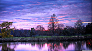 Lake purple sky red frame - a purple sky in the background free wallpaper