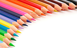 Colored pencils lined white background - pastell free wallpaper