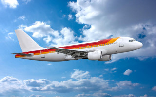 Jetliner flying cloudy sky sunny - a cloudy blue sky free wallpaper