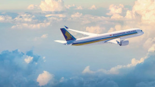 Jetliner flying cloudy sky above 3 - a large jetliner free wallpaper